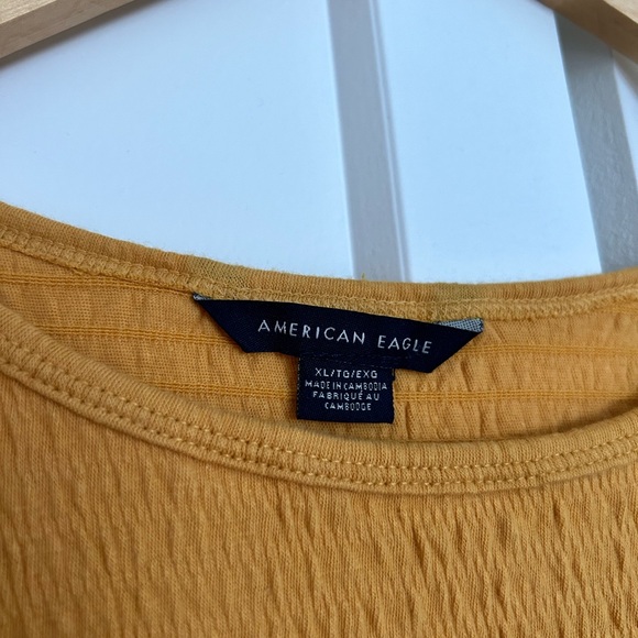 American Eagle Casual Yellow Tshirt - Picture 2 of 3